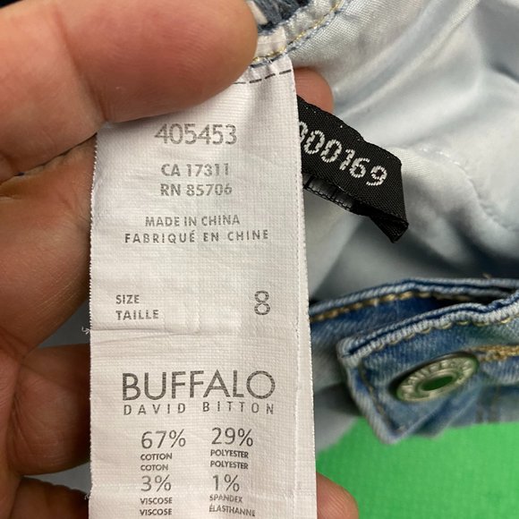 Buffalo David BITTON SAMUELLA Bermuda Jean Shorts Women's Size 8 Mid-Rise - Picture 7 of 7